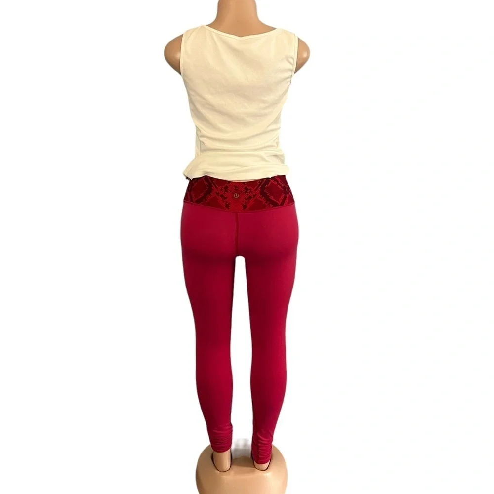 Lululemon Wunder Under Pant III (Reversible) Cranberry / Alarming